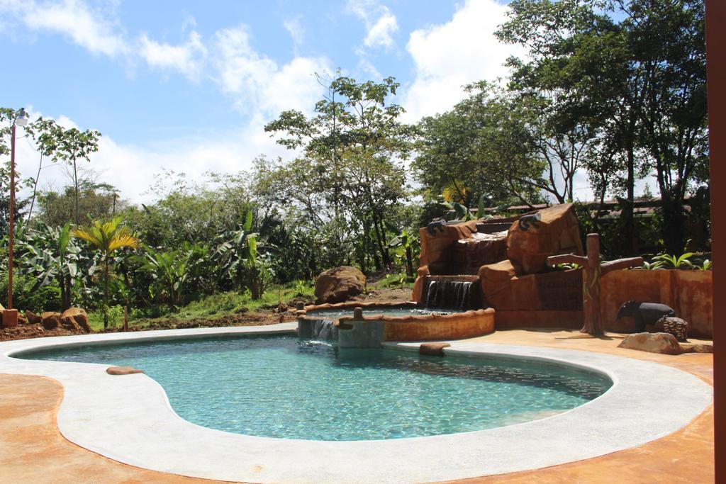 Hotel Catarata Rio Celeste Bijagua Luaran gambar